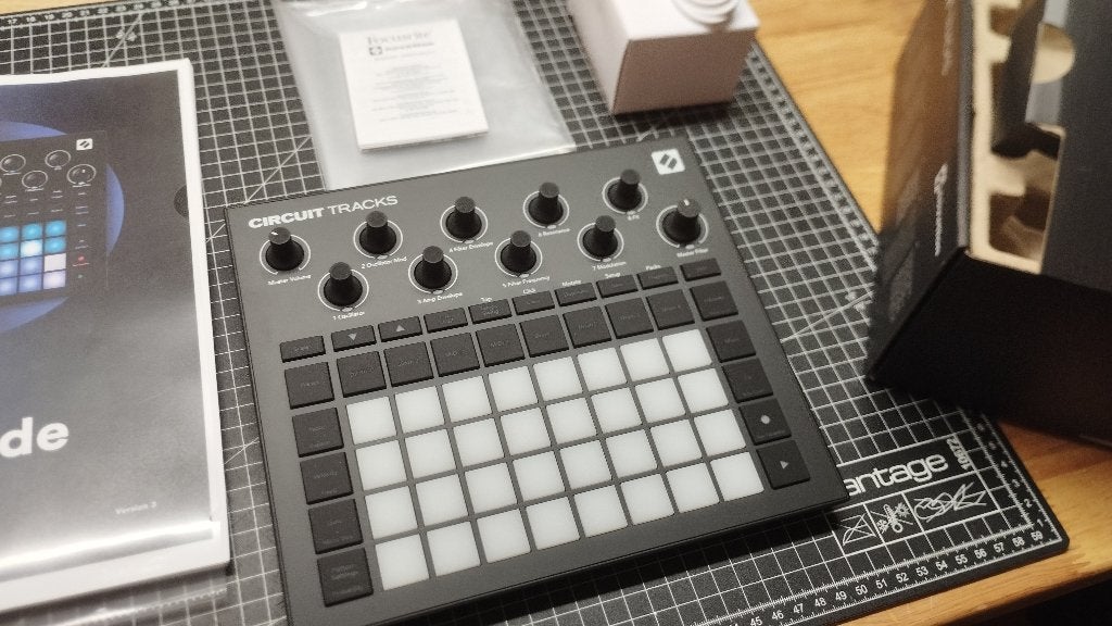 Novation Circuit Tracks, Ophalen, Novation, Overige aantallen, Zo goed als nieuw