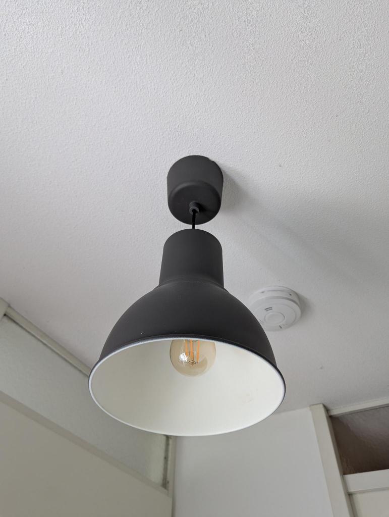 IKEA Hektar Zwarte Industriële Hanglampen (2x), Ophalen of Verzenden, Zo goed als nieuw, Metaal, Industriëel