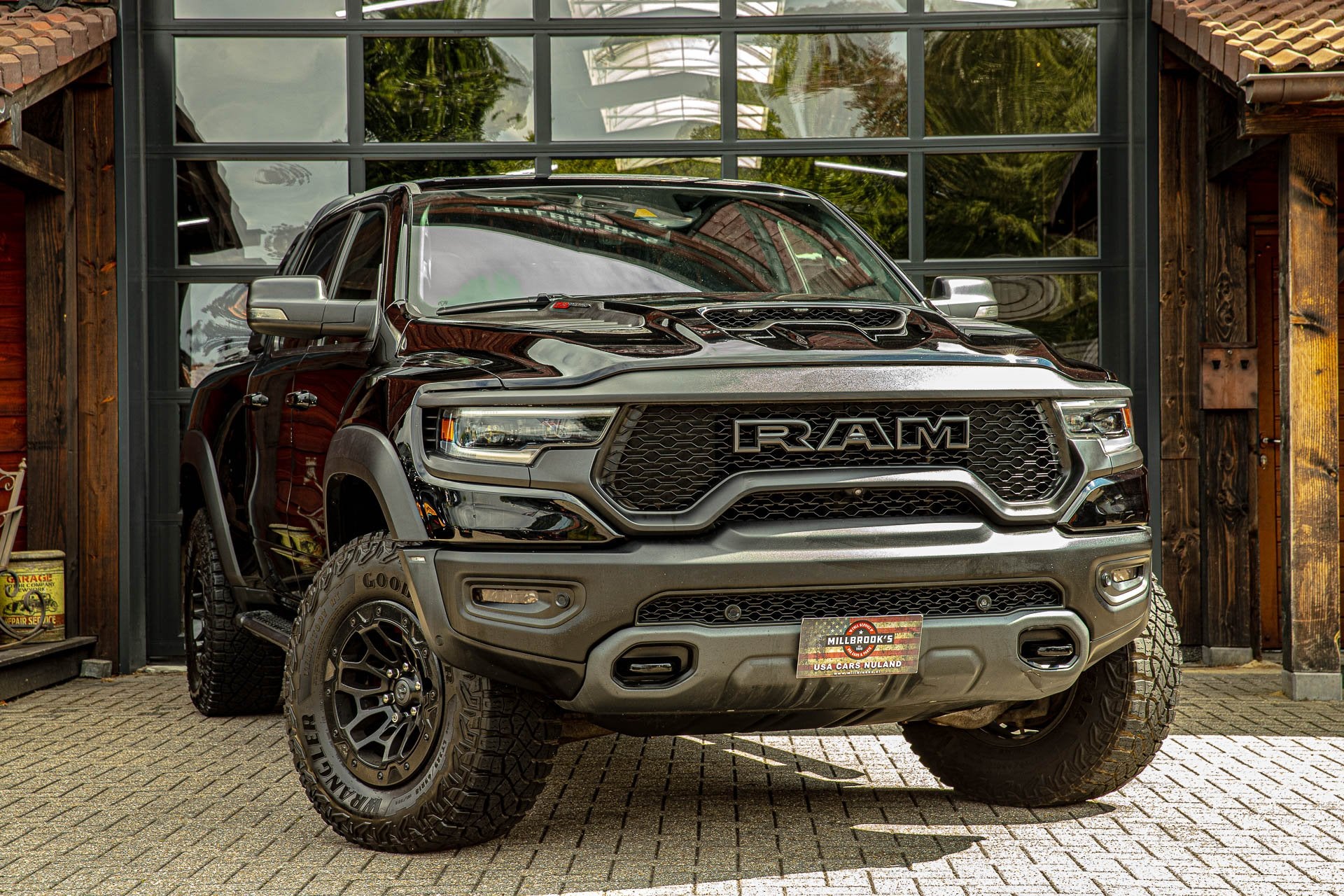Dodge Ram 1500 V8 TRX 712PK! (bj 2021), Auto's, Dodge, Automaat, Gebruikt, 2810 kg, Vierwielaandrijving