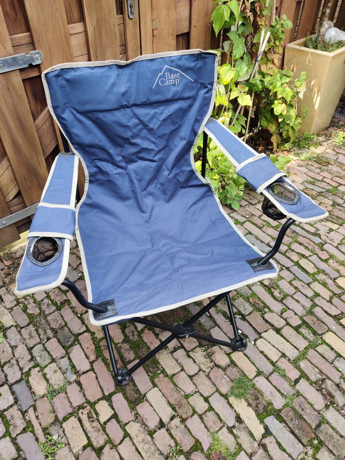 Base Camp Campingstoel - Opvouwbaar met bekerhouders, Caravans en Kamperen, Ophalen, Gebruikt, Campingstoel