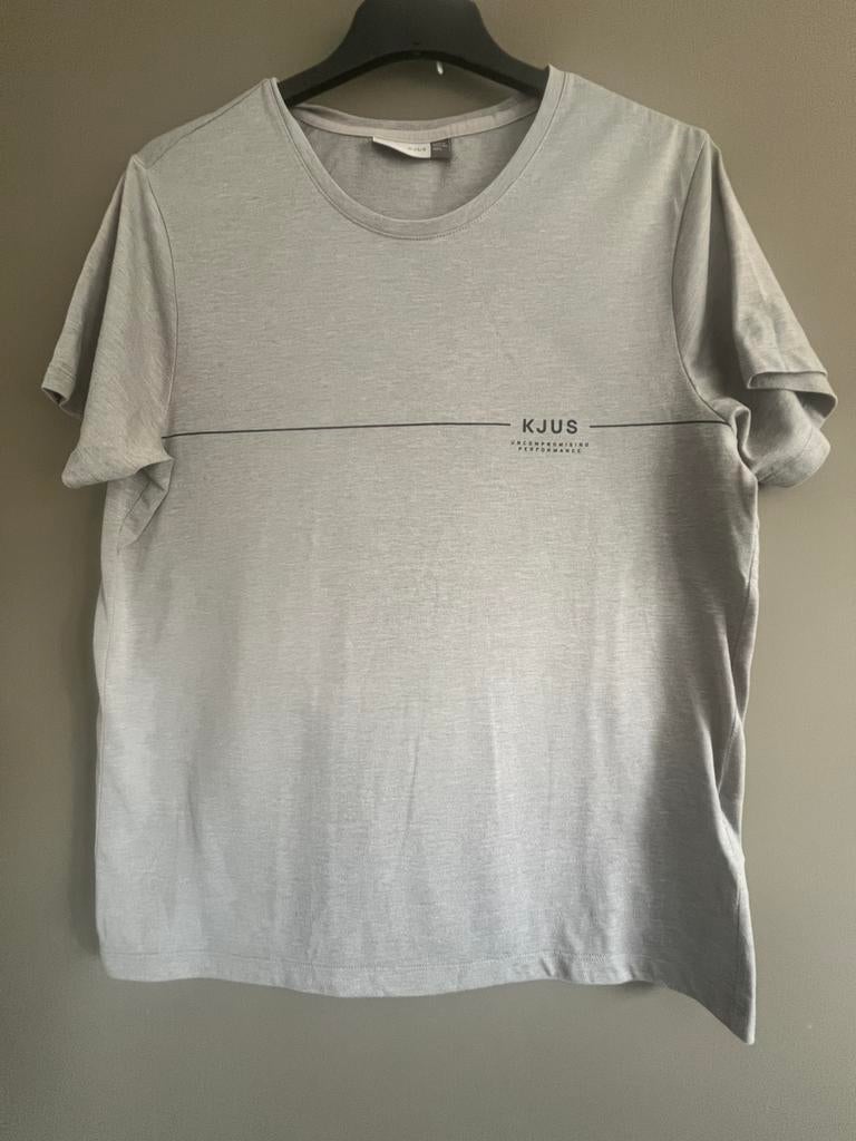 T shirt KJUS maat L licht grijs, Ophalen of Verzenden, Zo goed als nieuw, Maat 52/54 (L), Grijs