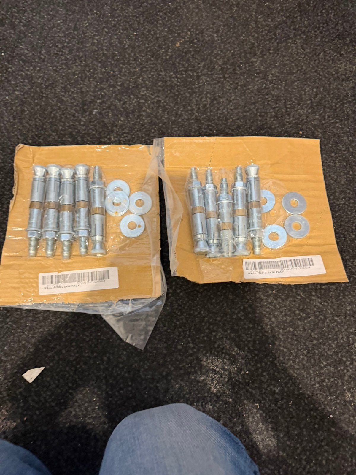 KONE 630473G07 Wall Fixings – 100 stuks / 20 verpakkingen, Ophalen of Verzenden, Nieuw