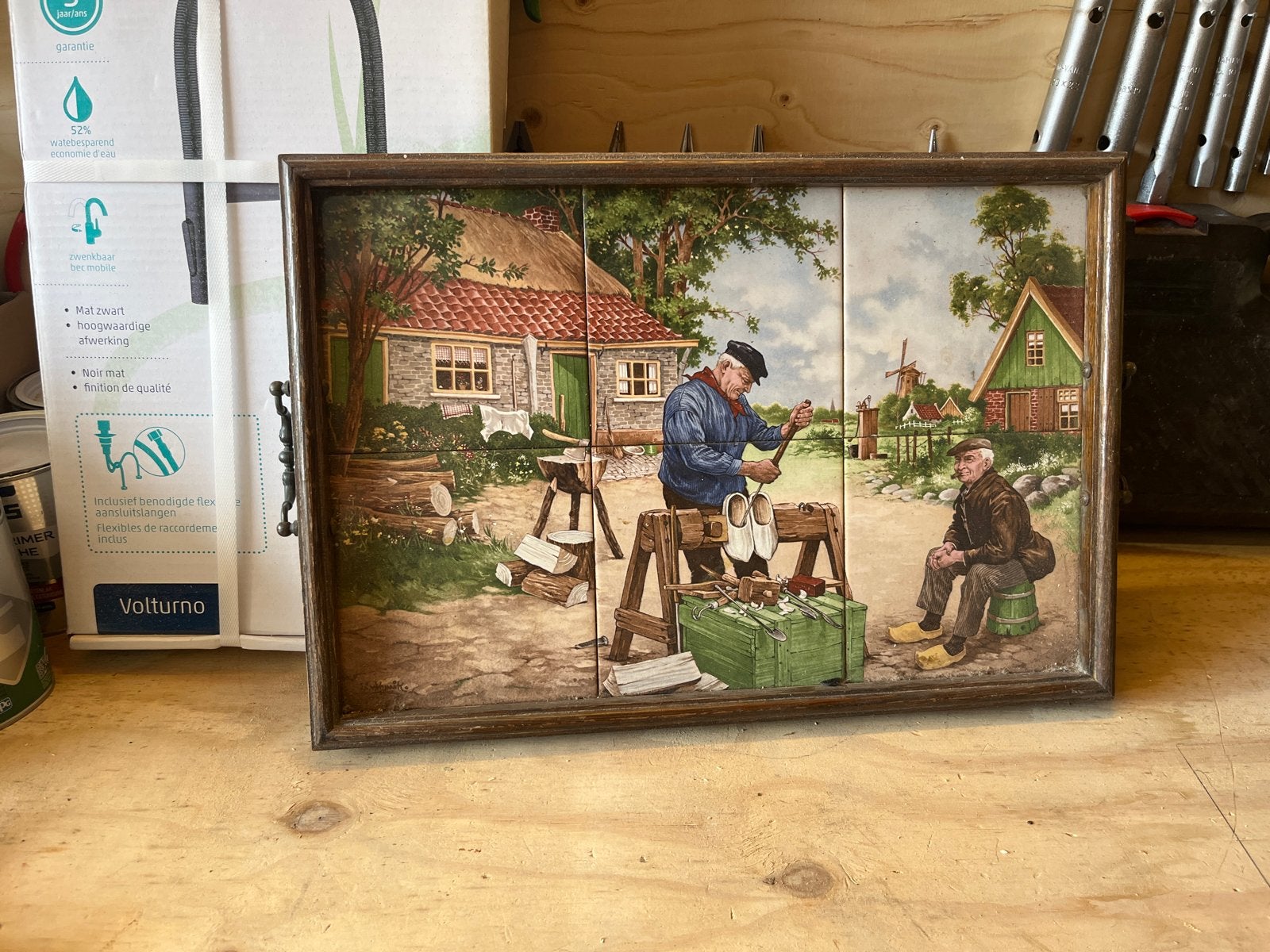 Vintage Tegeltableau Klompenmaker Hollandse Scène, Antiek en Kunst, Antiek | Wandborden en Tegels, Ophalen