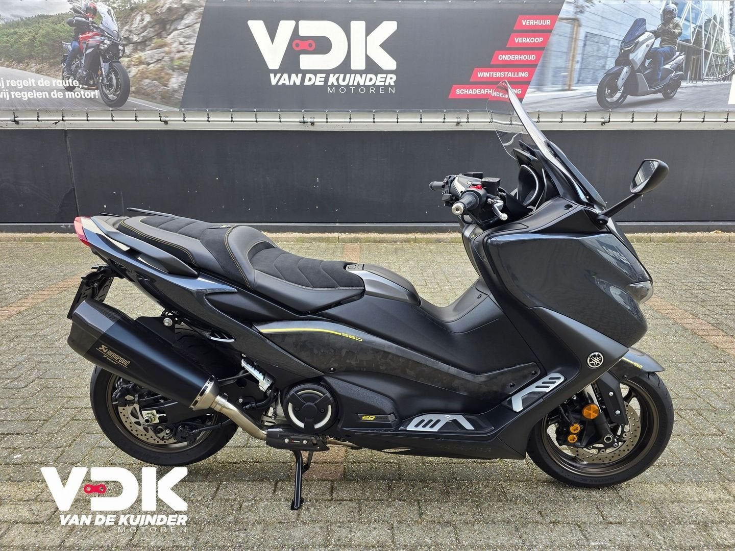 YAMAHA TMAX TECH MAX 20TH ANNIVERSARY (bj 2021), Motoren, 562 cc, Bedrijf, Onbekend, YAMAHA