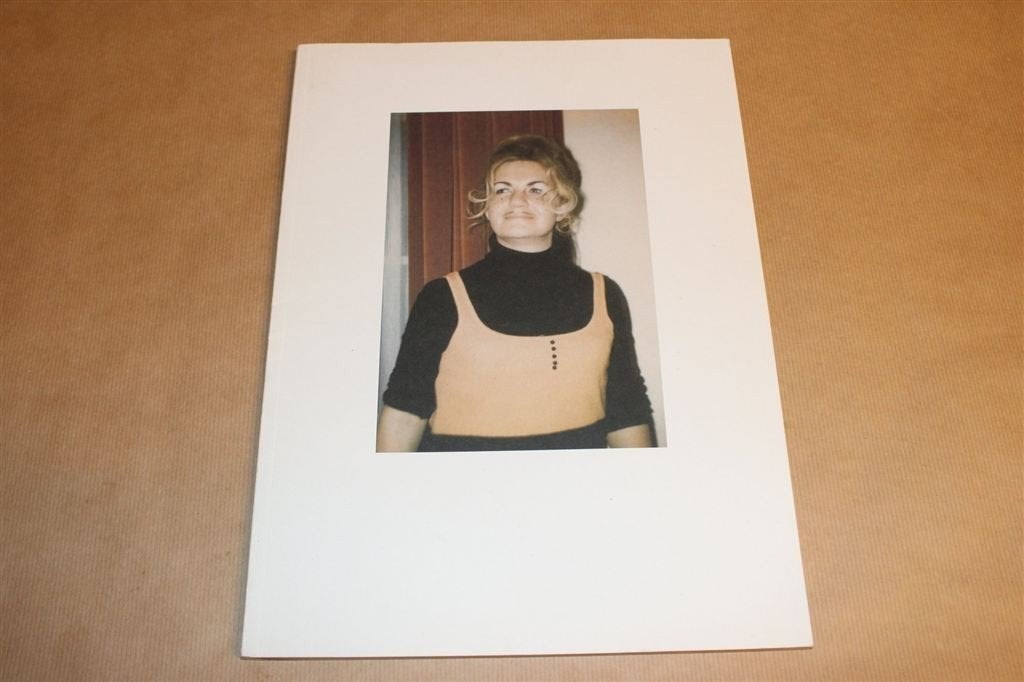 Queen Ann. P.S. Belly Cut Off — Fotoboek Mariken Wessels, Ophalen of Verzenden, Zo goed als nieuw, Fotografen