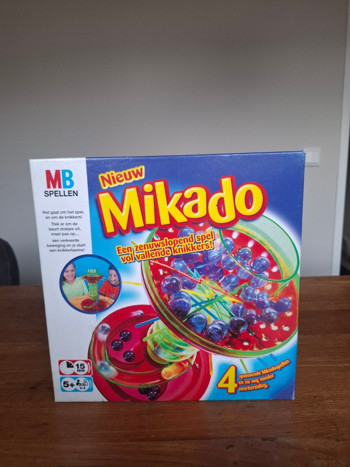 Nieuw Mikado spel - Compleet en in uitstekende staat, Ophalen of Verzenden, Zo goed als nieuw, MB Spellen