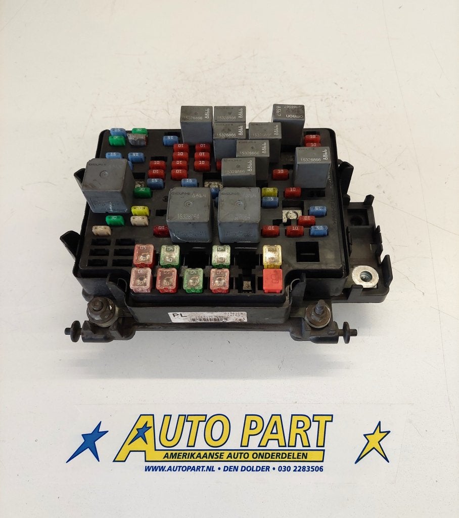 Chevrolet Silverado zekeringkast 2006-2008, Gebruikt, Info@gm.com, Ophalen of Verzenden, P.O. BOX 33170 Detroit, MI 48232-5170