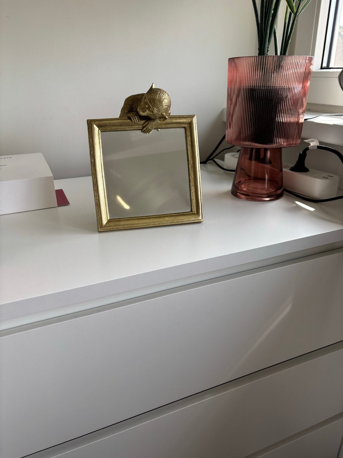 Gouden spiegel met aap decoratie, Minder dan 50 cm, Vierkant, Ophalen of Verzenden, Zo goed als nieuw