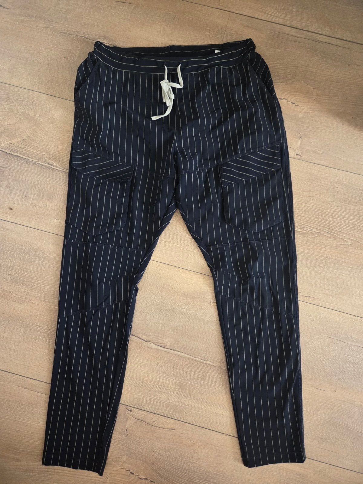Penn&Ink New York Gestreept Pak - Jasje en Broek, Kostuum of Pak, Blauw, Maat 42/44 (L), Ophalen of Verzenden