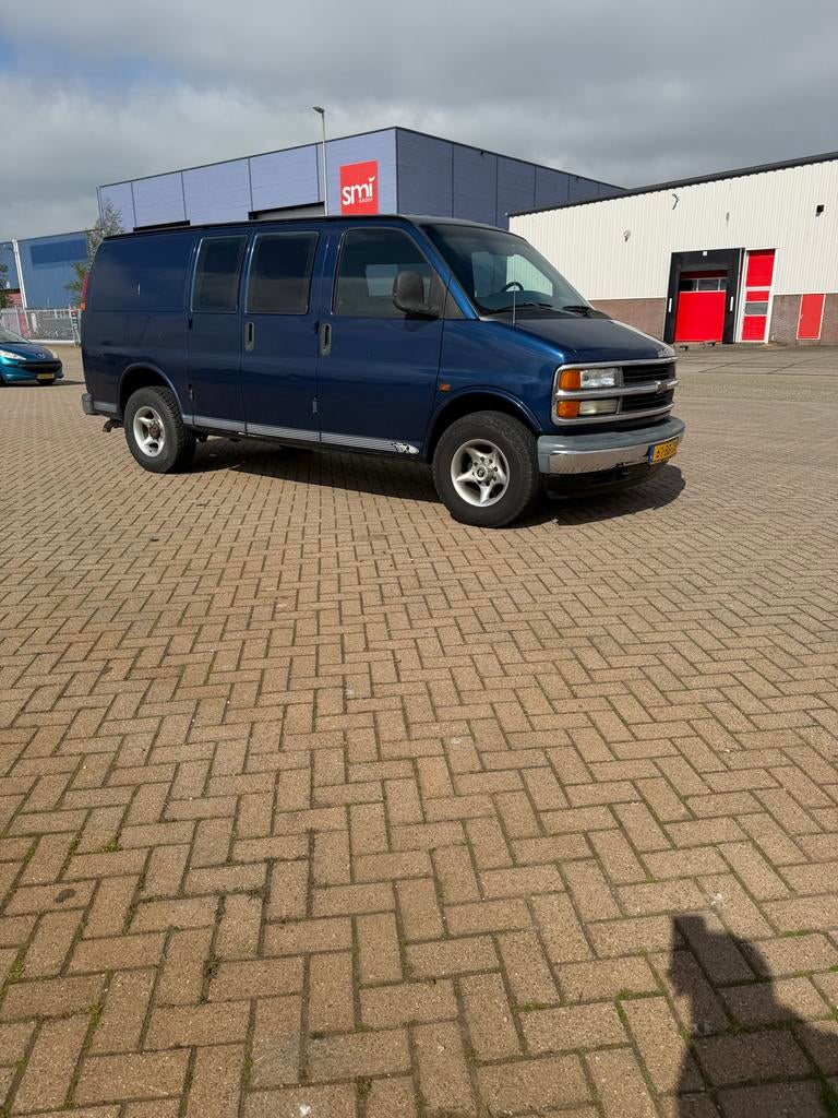 Chevrolet Chevyvan Starcraft 6.5 td, Auto's, Bestelauto's, Particulier, Chevrolet, Diesel, Automaat, Origineel Nederlands, Blauw