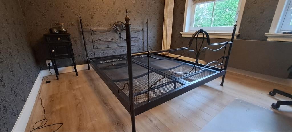 Auping tweepersoons stalen bed 210 x 160, Ophalen, Gebruikt, Zwart, Tweepersoons