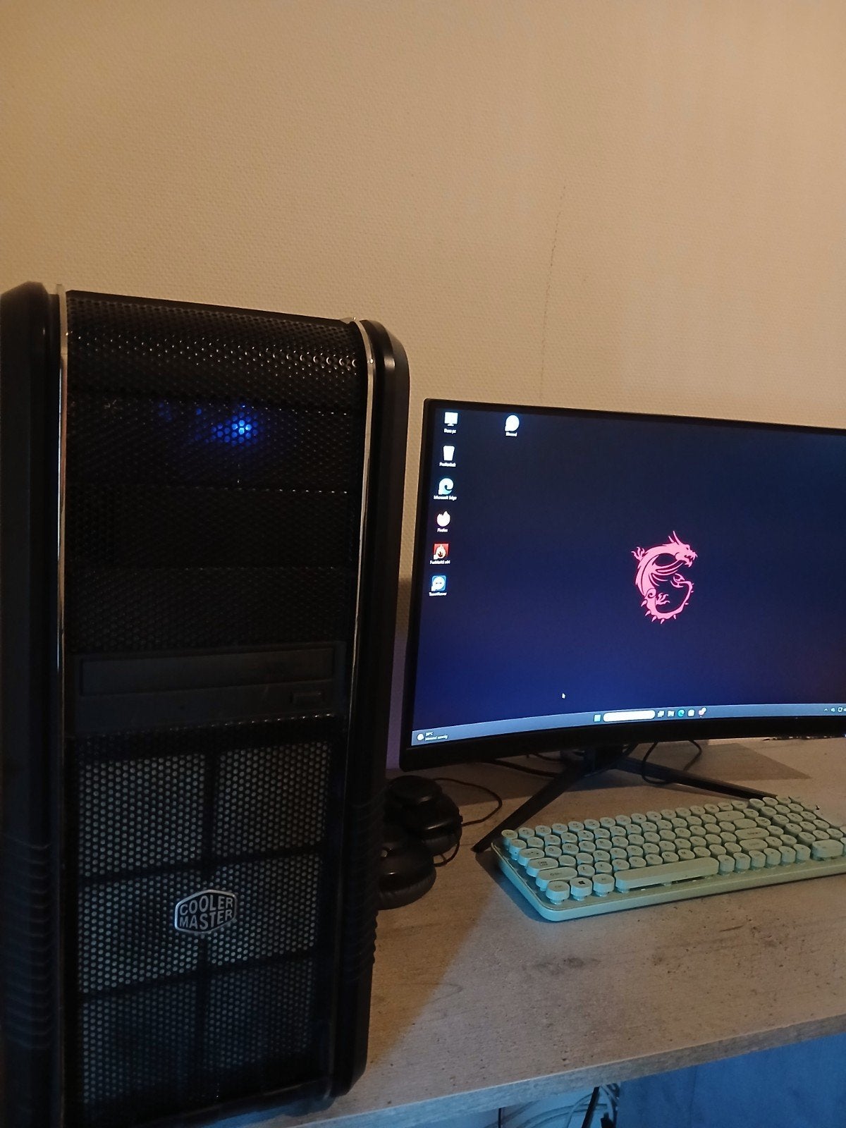 MSI Optix G27C4 Curved Gaming Monitor - Zo goed als nieuw, MSI, Curved, VA, Full HD