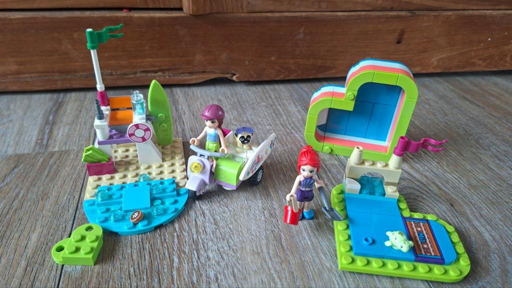 Combinatie Lego friends strand 41306 en 41388, Compleet, Lego, Friends, Ophalen of Verzenden