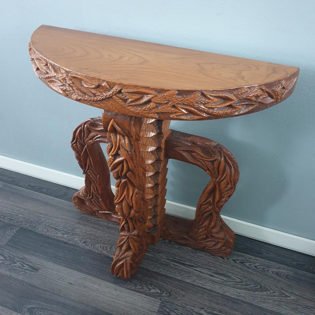 Massief houten Sidetable, Narrahout, Filipijns, Handgesneden, Huis en Inrichting, Ophalen, 50 tot 100 cm, Zo goed als nieuw, Overige vormen