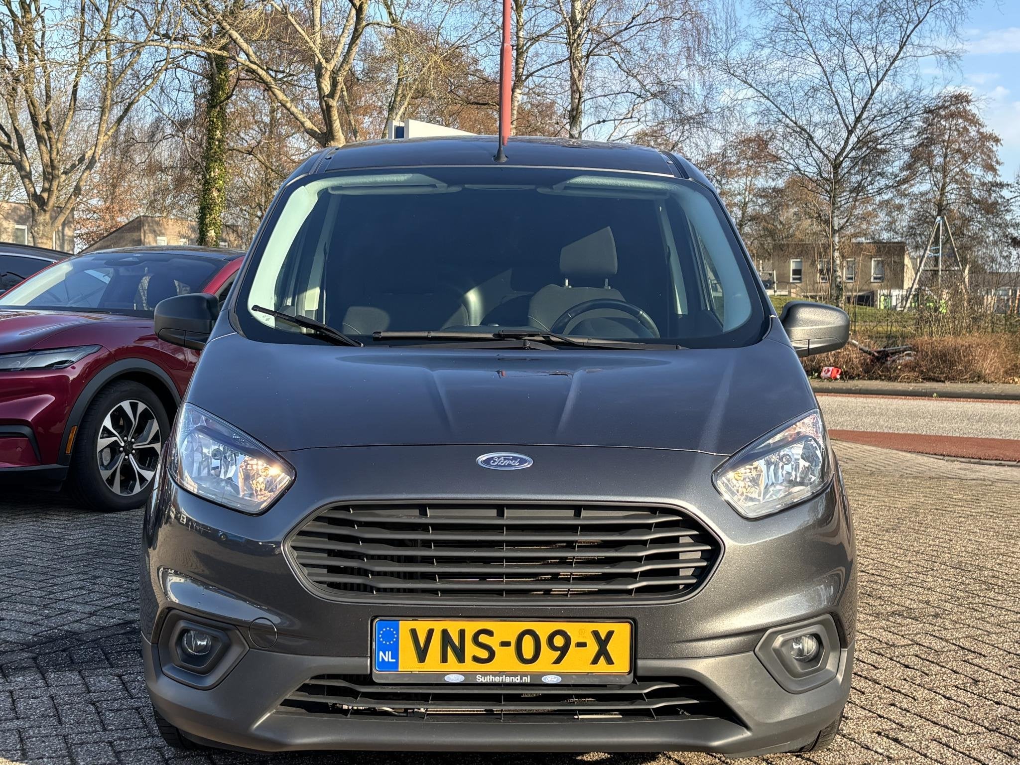 Ford Transit Courier 1.0 Trend EcoBoost S&S | 100pk | Trekha, Auto's, Voorwielaandrijving, Gebruikt, Euro 6, Origineel Nederlands