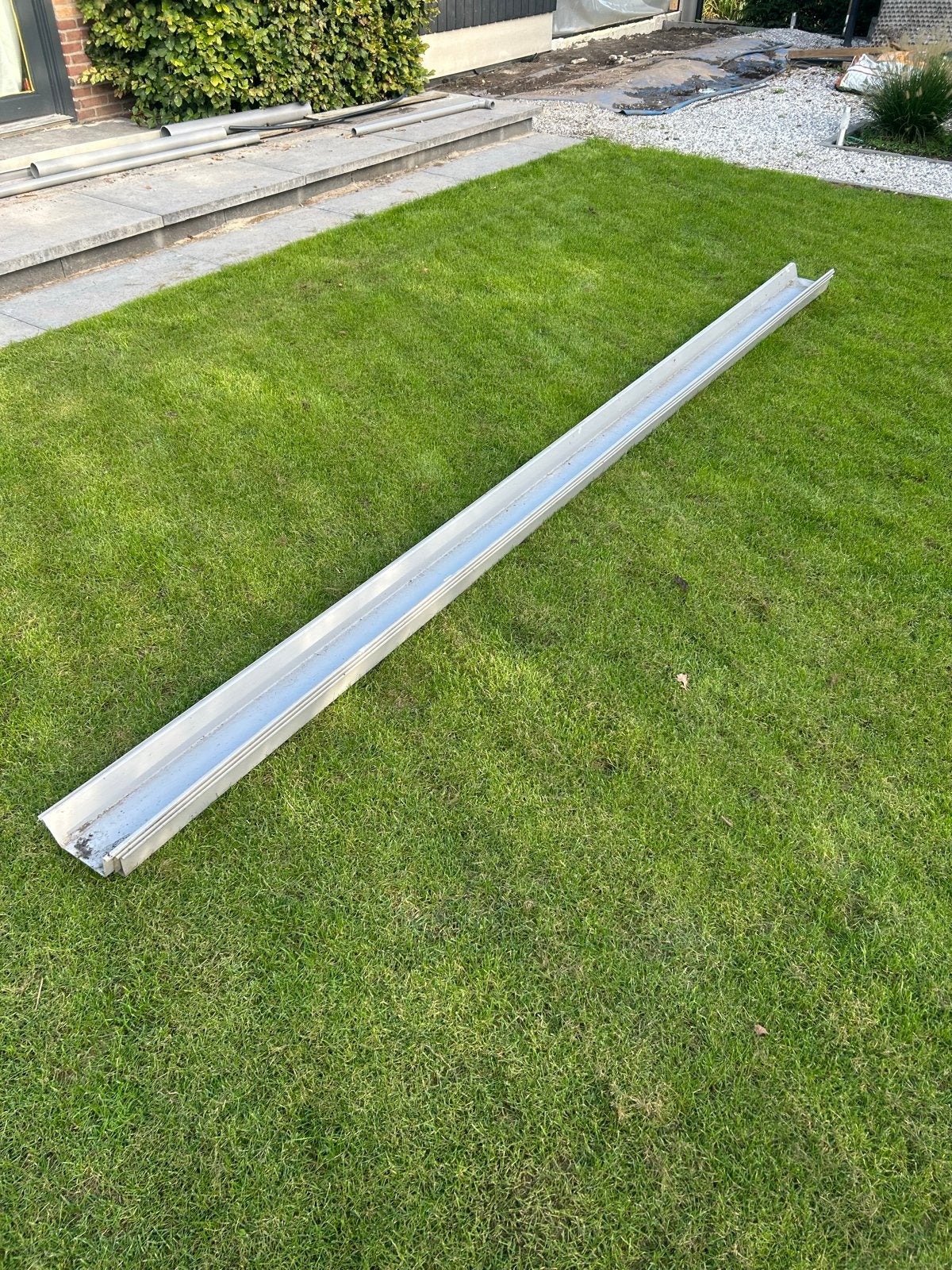 PVC  dakgoot met bevestigingsbeugels 14 meter, Ophalen, Pvc, Nieuw, 4 tot 6 meter