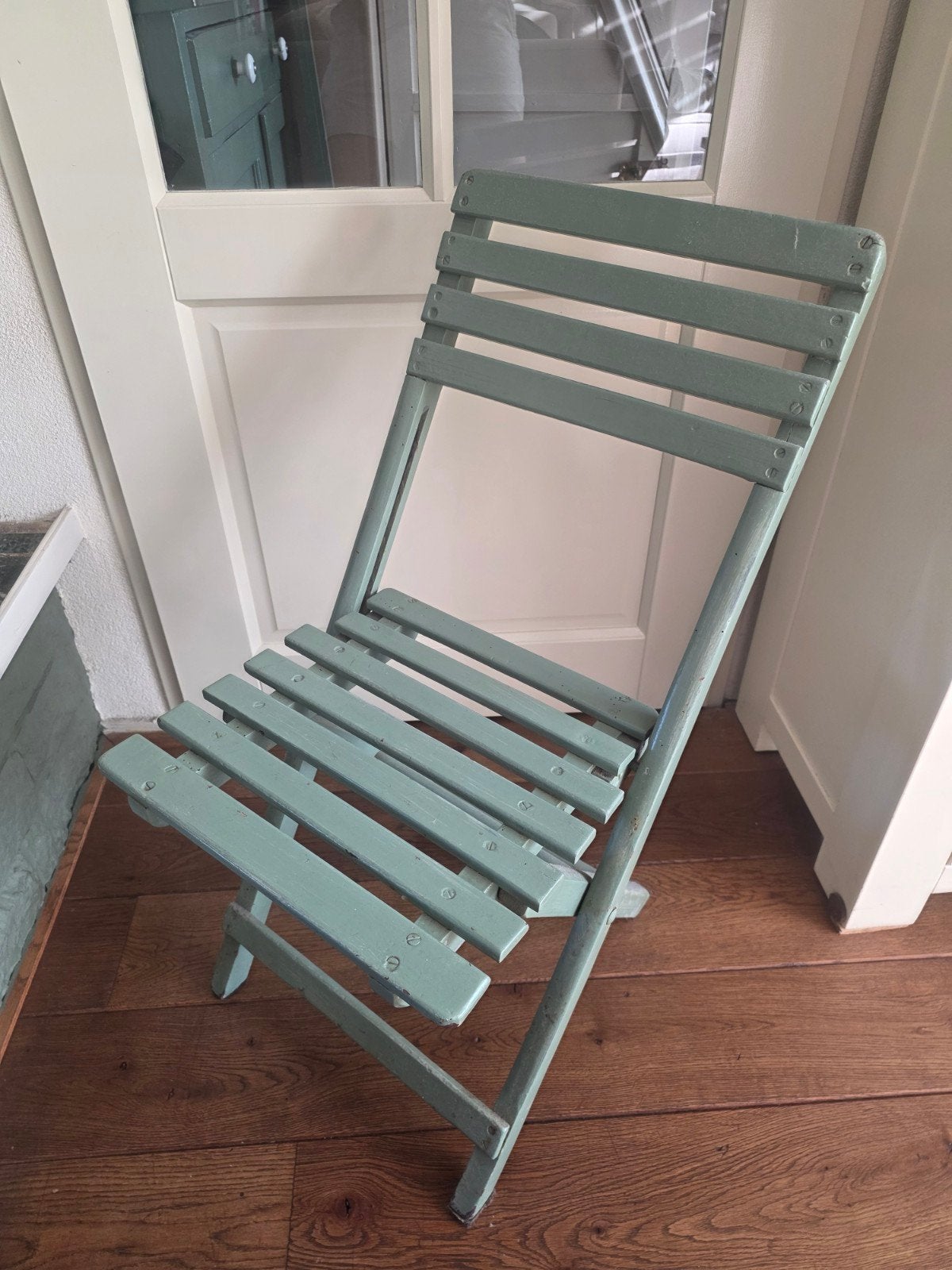 Oud groen houten stoeltje - decoratief, Antiek en Kunst, Ophalen of Verzenden