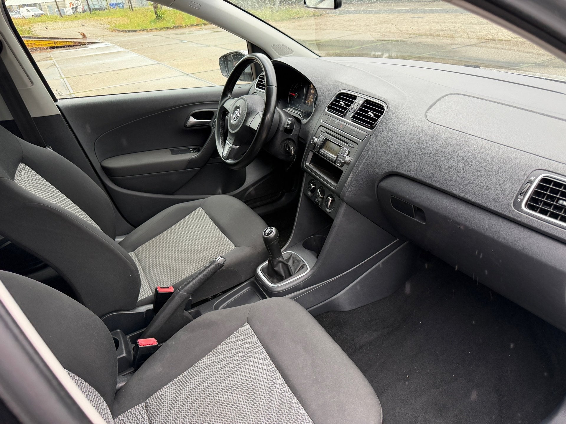 Foto 14 van Volkswagen Polo 1.2 TDI BlueMotion Comfortline Apk Nap