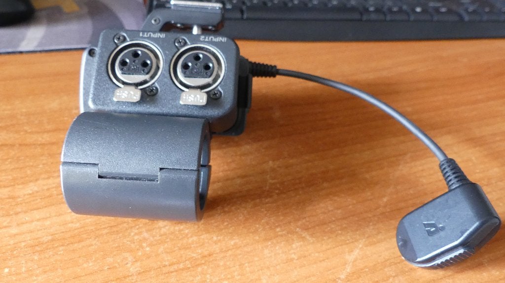 Foto 5 van Sony XLR-K1M Dual-Channel Digital XLR Audio Adapter Kit