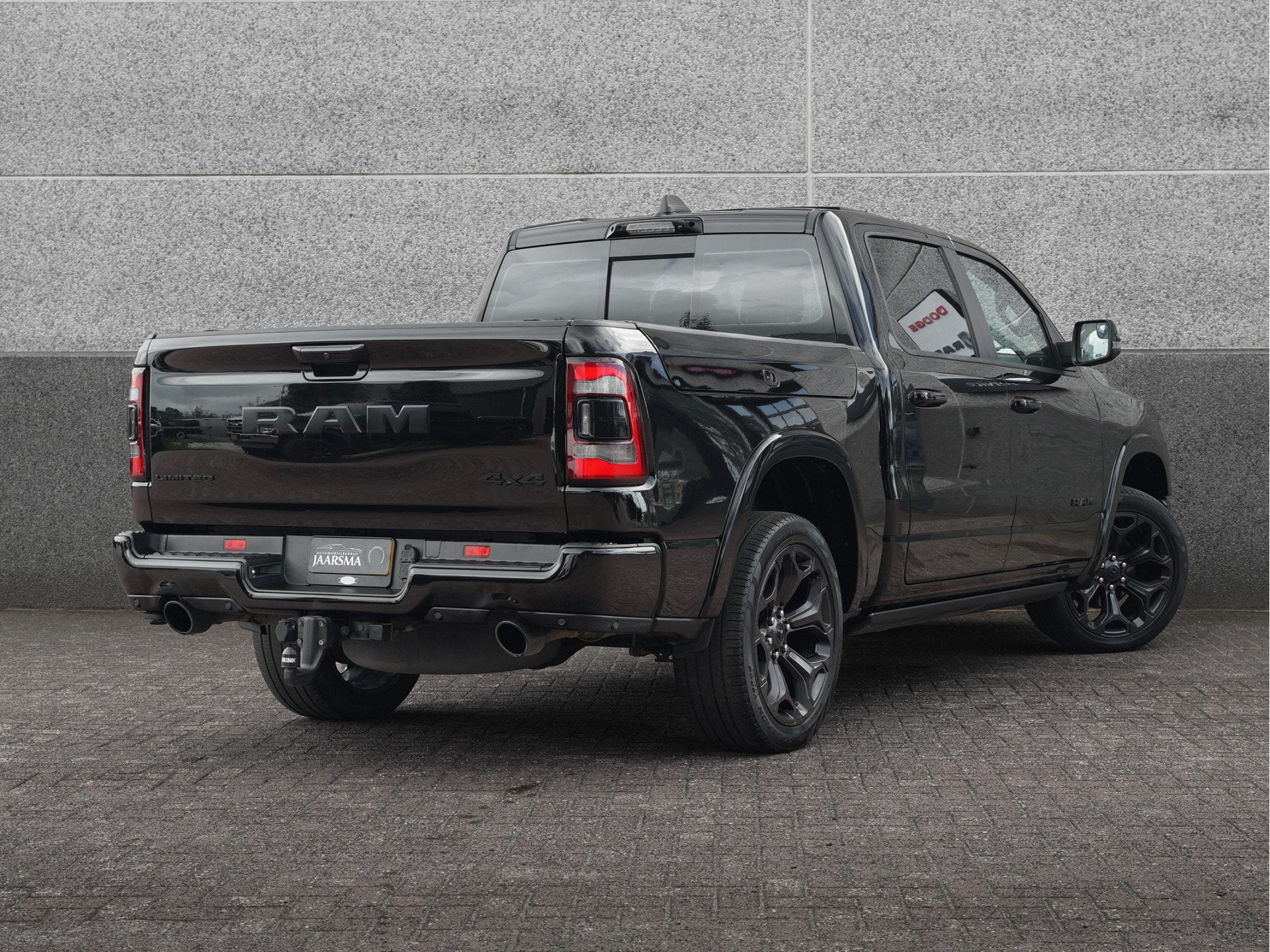 Dodge Ram 1500 5.7L V8 4x4 Crew Cab Limited Night |RAMBox |P, Automaat, Gebruikt, 5654 cc, Zwart