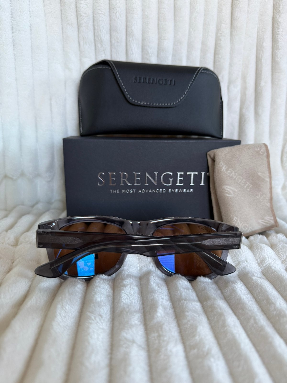 Serengeti  Foyt SS549003 incl garantie en btw-factuur, Sieraden, Tassen en Uiterlijk, Zonnebril, Verzenden, Nieuw, Nvt