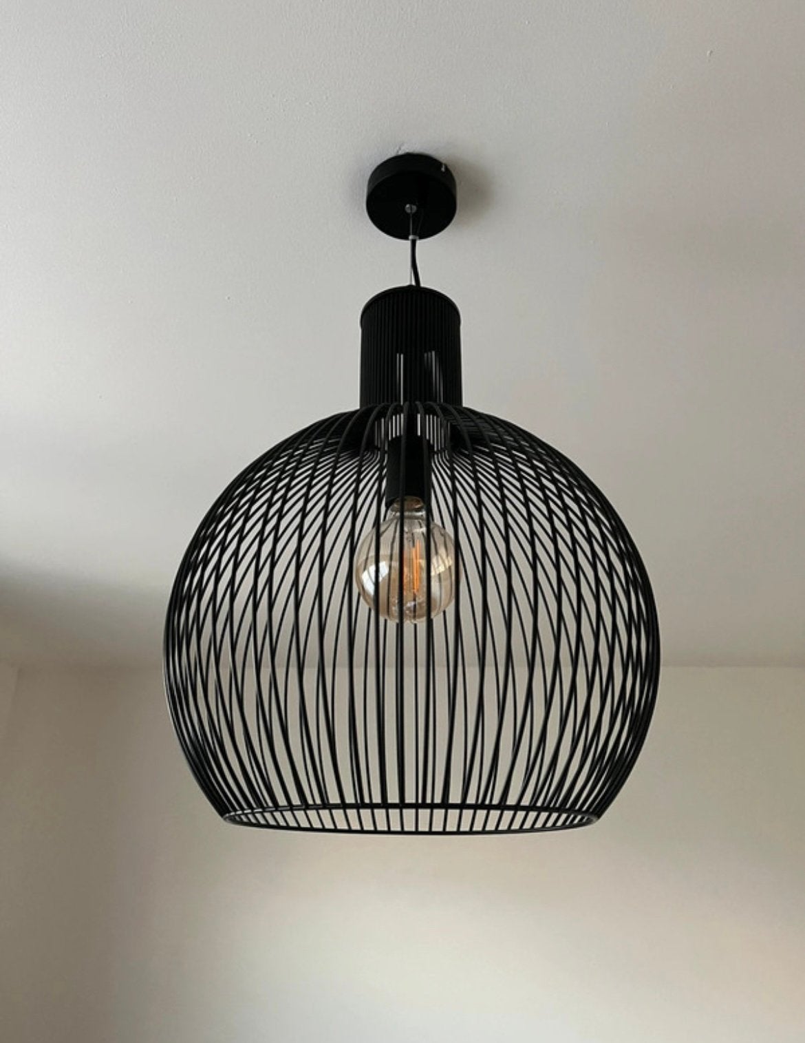 Zwarte stijlvolle / sfeervolle hanglamp Aver, Westwing,nieuw, Ophalen of Verzenden, Nieuw