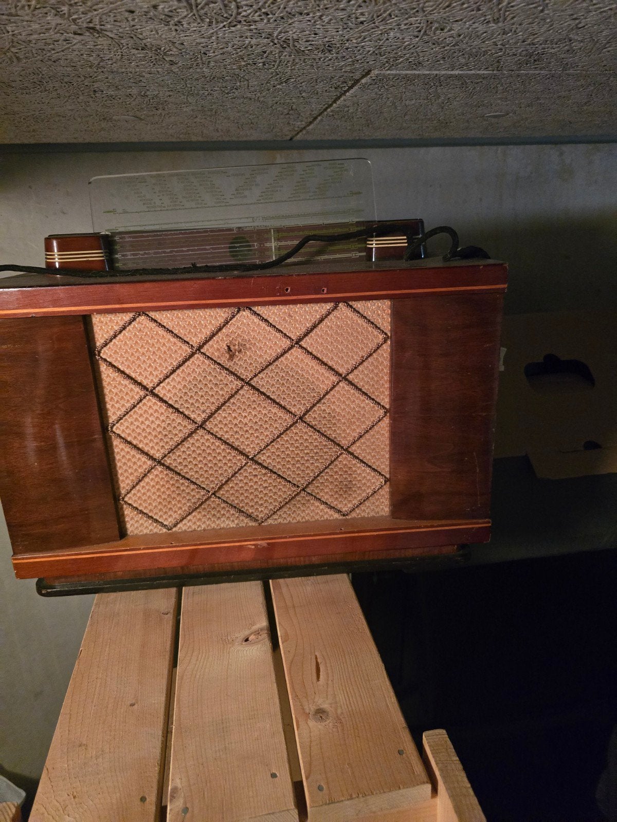 Vintage Philips BX680A buizenradio - Jaren '50, Ophalen of Verzenden, Gebruikt, Radio