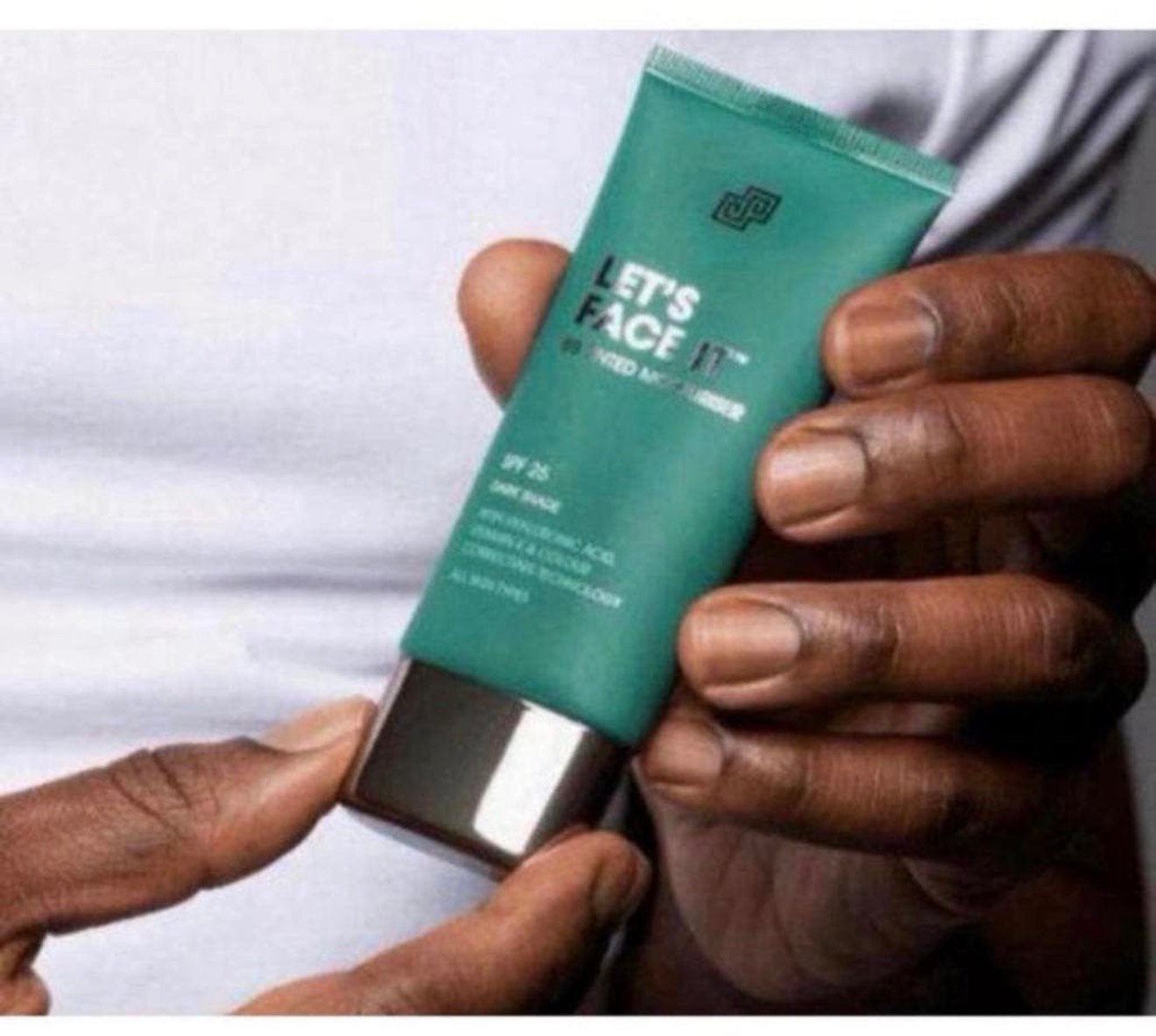 Shakeup - Let's Face It BB - Tinted Moisturiser Dark 50ml, Gehele gezicht, Nieuw, M, Ophalen of Verzenden