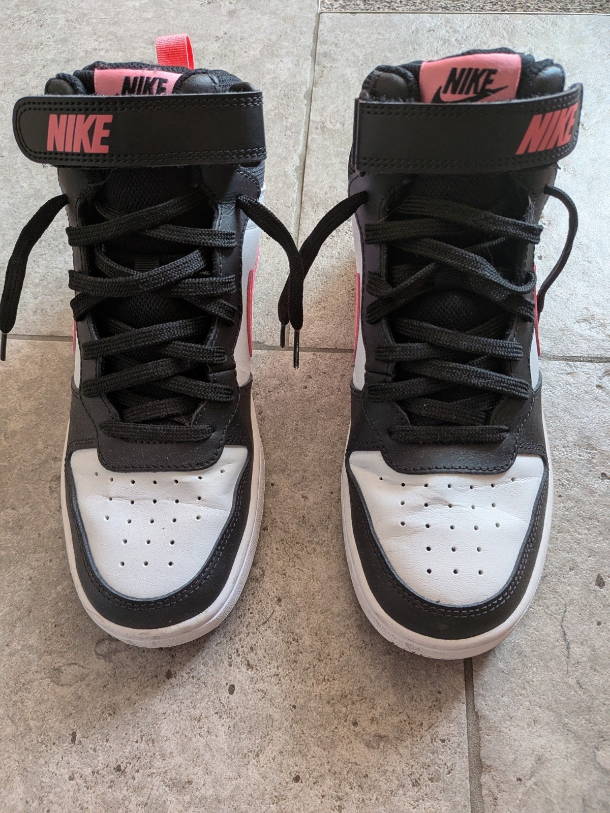 Nike sneakers maat 39, Ophalen, Zo goed als nieuw