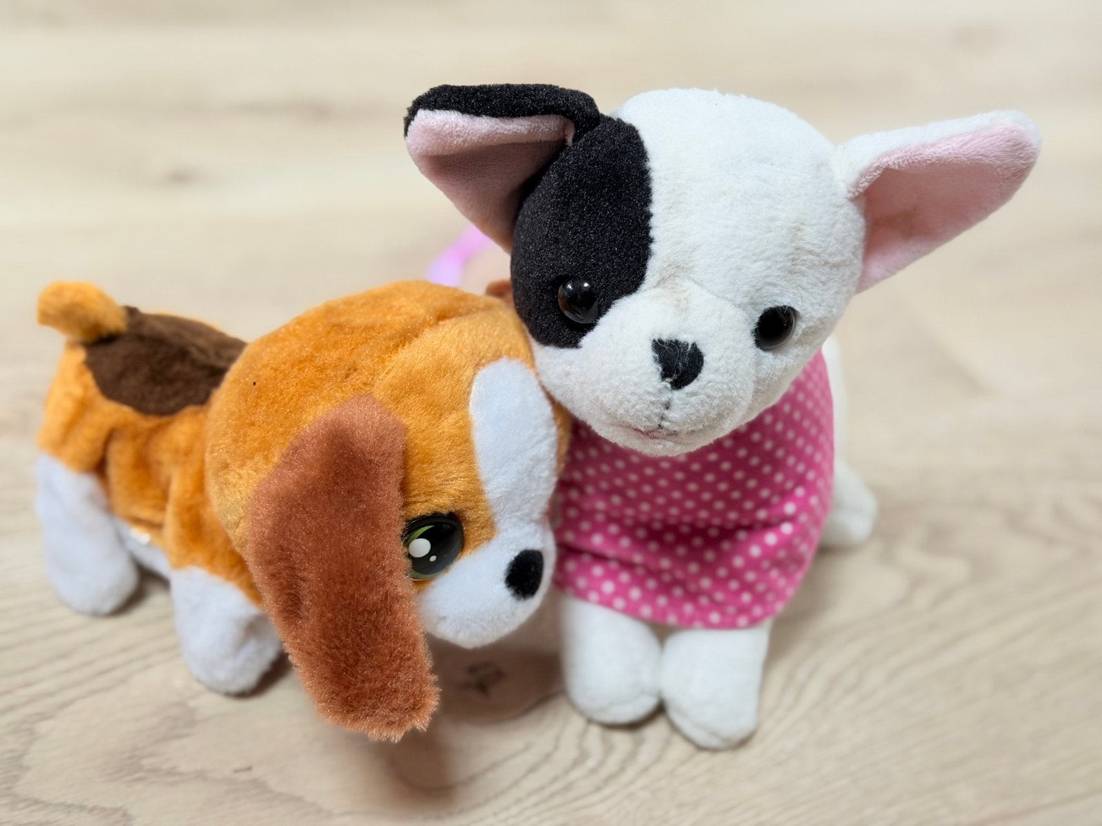 Hondjes knuffels met geluiddoosje in buik, Gebruikt, Met geluid, Overige karakters, Klein (minder dan 20 cm)