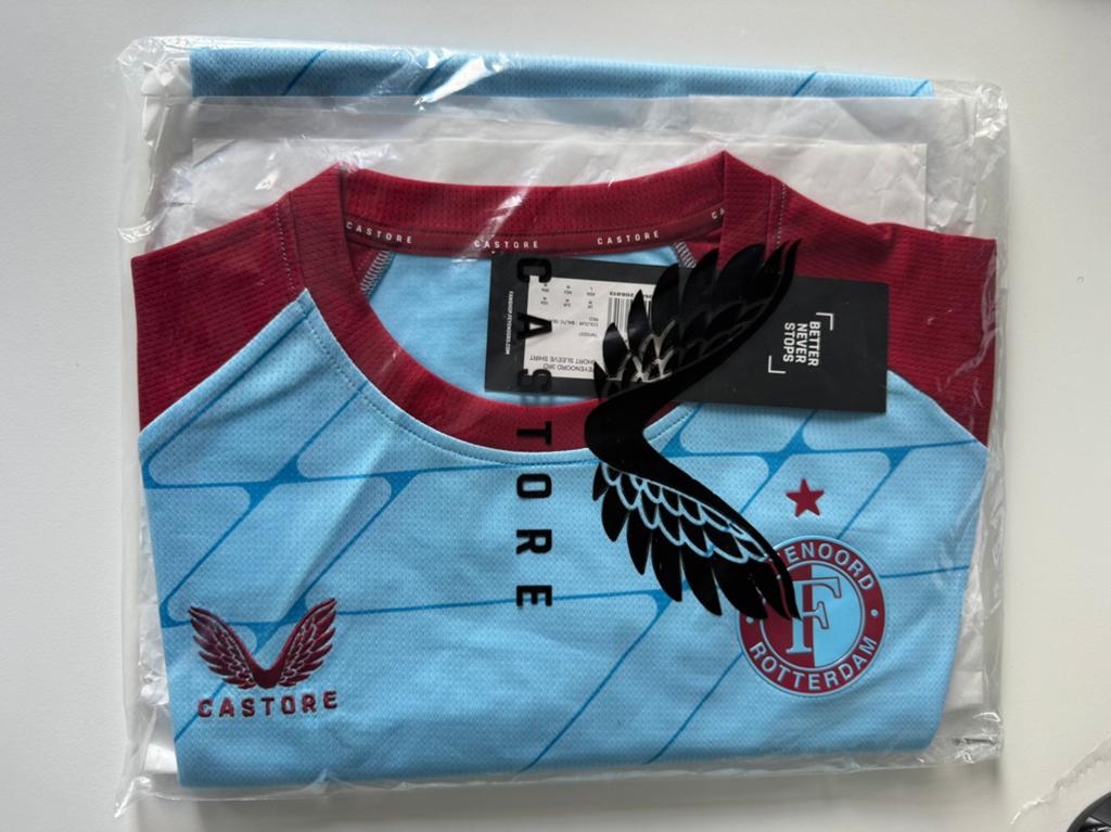 Feyenoord shirt - Maat M - Nieuw met prijskaartje, Maat M, Ophalen of Verzenden, Nieuw, Shirt