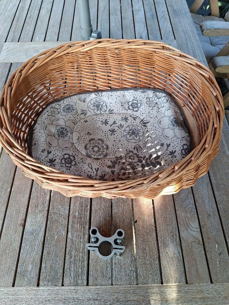 Fietsmand voor de hond, met frame bevestiging, Dieren en Toebehoren, Honden-accessoires, Ophalen, Gebruikt, Hondenfietsmand