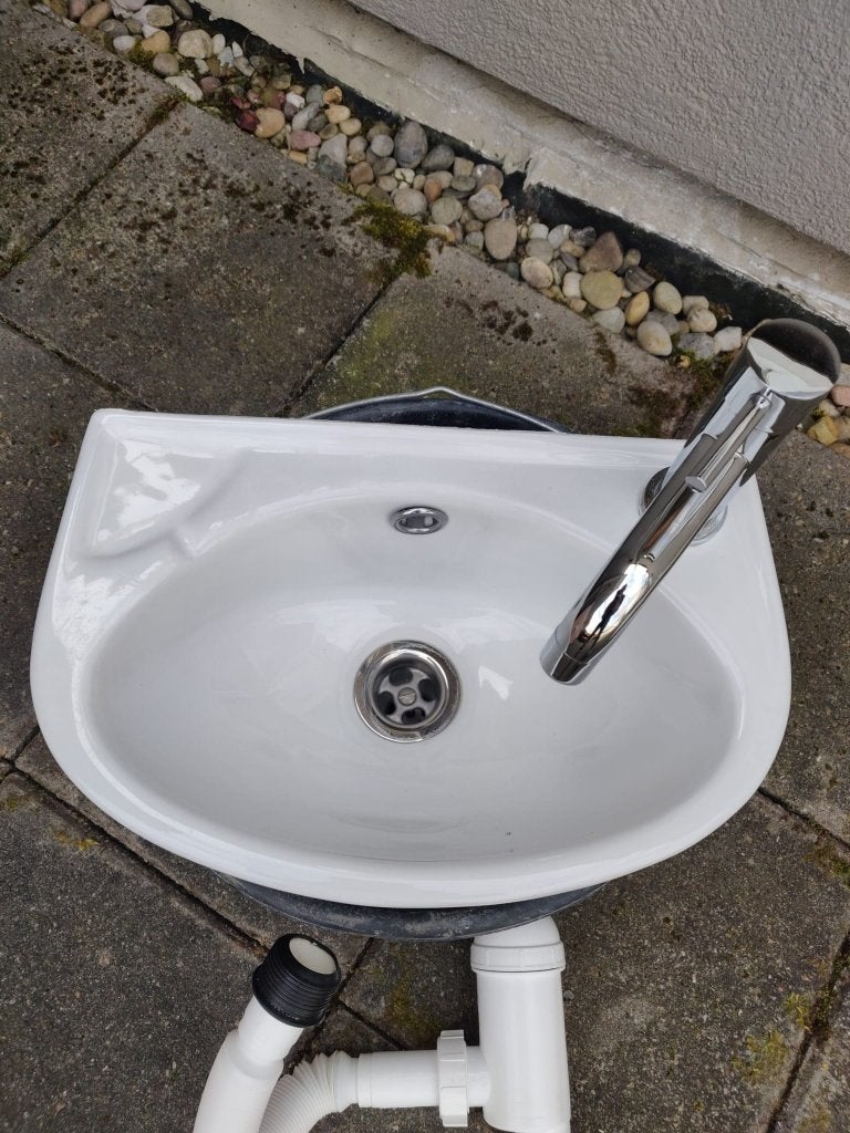 WC fonteintje, Doe-het-zelf en Verbouw, Sanitair, Ophalen, Zo goed als nieuw, Steen, Toilet