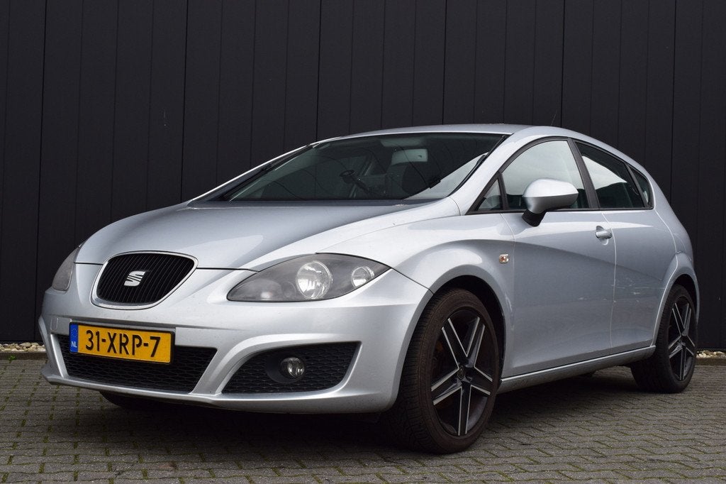 SEAT Leon 1.4 TSI Sport ECC | Sportstoelen | Carplay | 17 In, Auto's, Euro 5, Stof, Gebruikt, Zwart