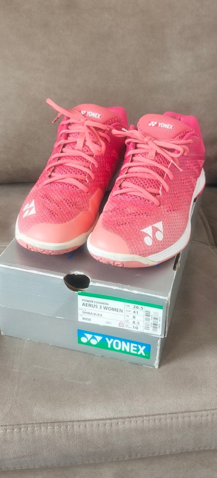 Yonex badminton schoenen dames, maat 41, nette staat, Ophalen of Verzenden, Gebruikt, Schoenen