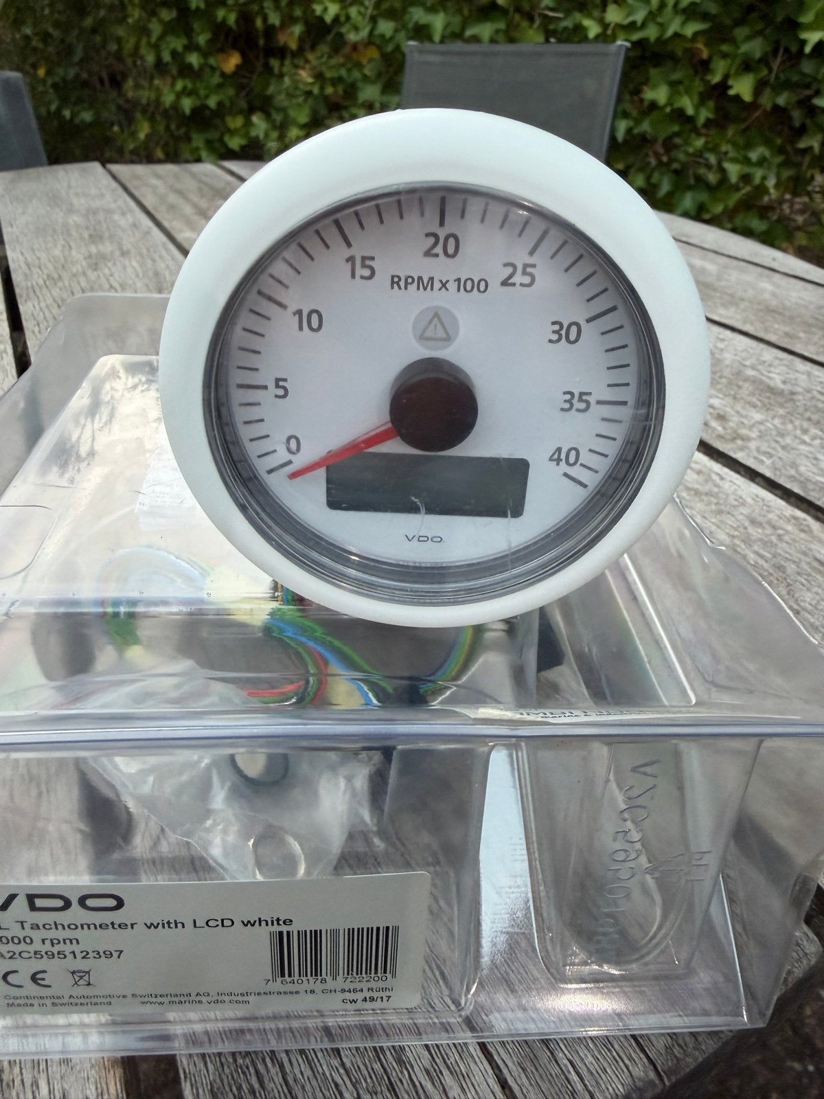VDO VL Toerenteller met LCD wit 4000 rpm A2C59512397, Watersport en Boten, Ophalen of Verzenden, Nieuw, Motor en Techniek
