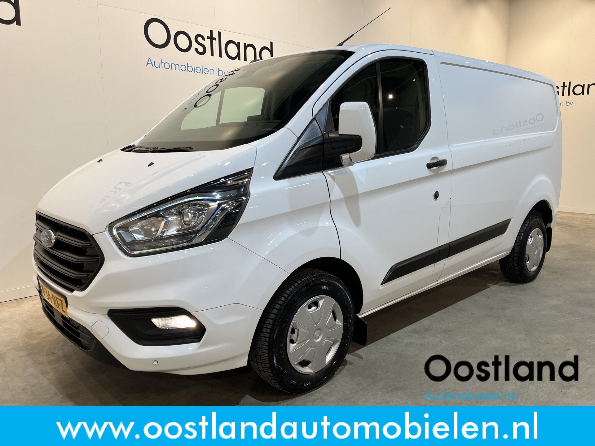 Ford Transit Custom 280 2.0 TDCI L1H1 Trend 130 PK / Euro 6, Voorwielaandrijving, Stof, 4 cilinders, Met garantie (alle)