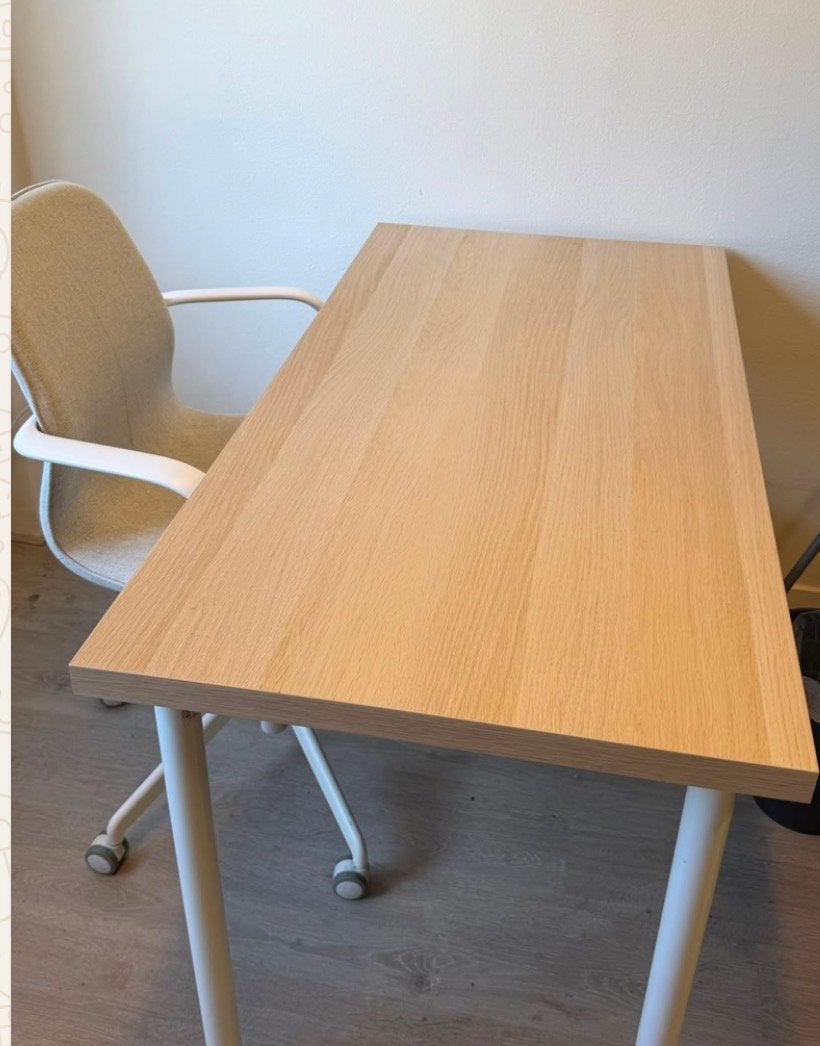 Modern bureau met stoel, Overige typen, Gebruikt, Hout, Ophalen of Verzenden