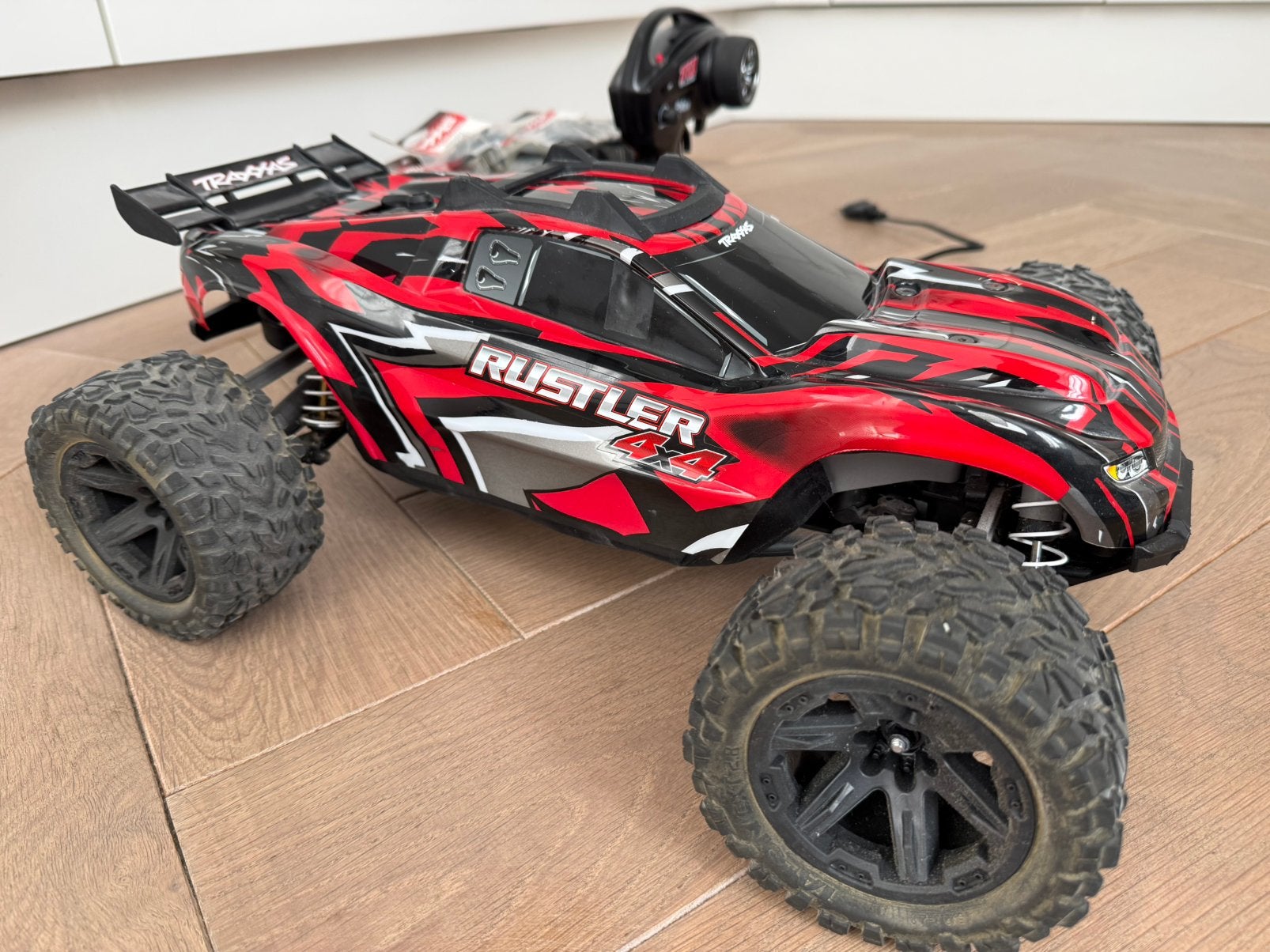 Traxxas Rustler 4x4 XL-5 brushed RTR met accessoires, Auto offroad, Zo goed als nieuw, RTR (Ready to Run), Ophalen