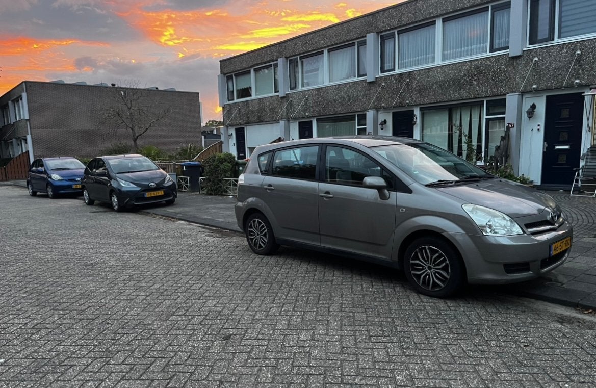 Toyota Corolla Verso 1.6 Vvt-i 5P 2006 Beige, Auto's, 450 kg, 4 cilinders, Beige, Origineel Nederlands