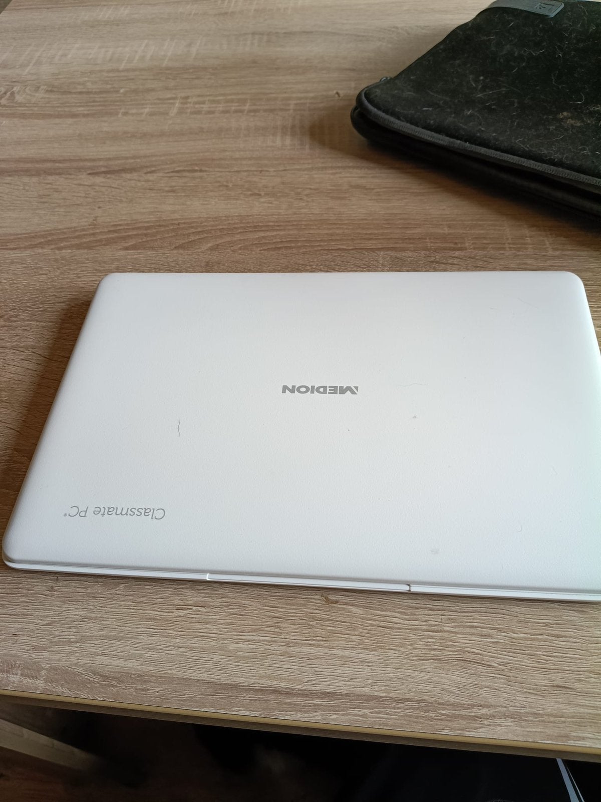 Medion laptop, Ophalen, Zo goed als nieuw, 15 inch