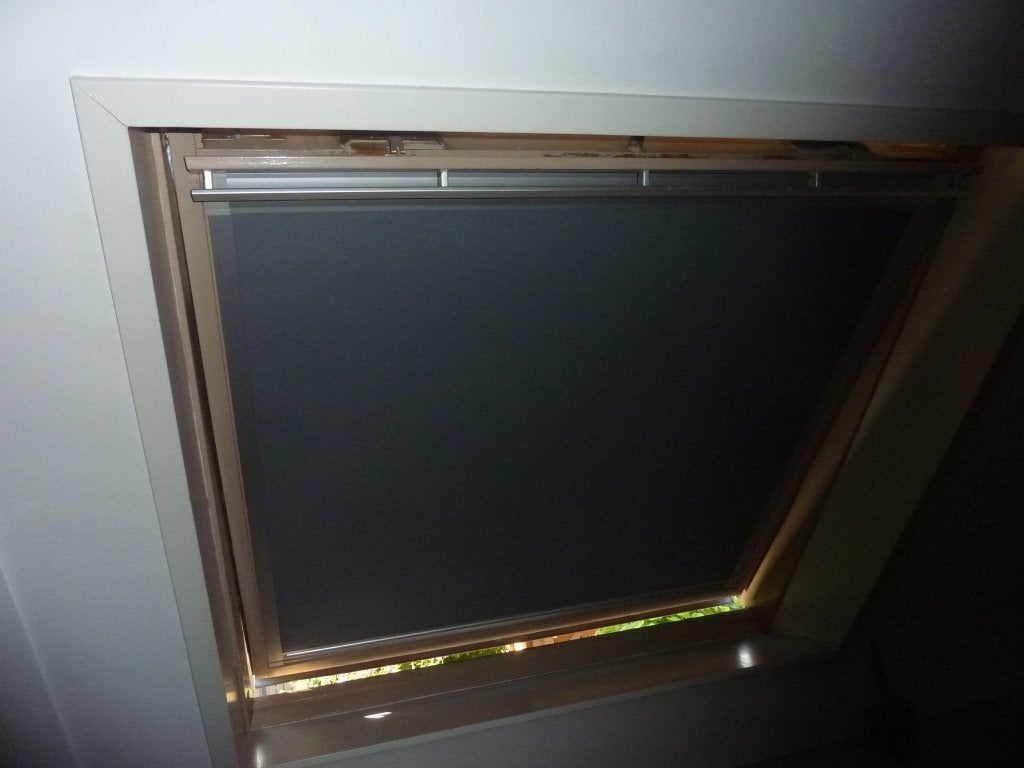 Verduisterend Rolgordijn Veneta voor Velux dakraam GGL808, Inclusief montageonderdelen, Rolgordijn, Ophalen of Verzenden, Zo goed als nieuw