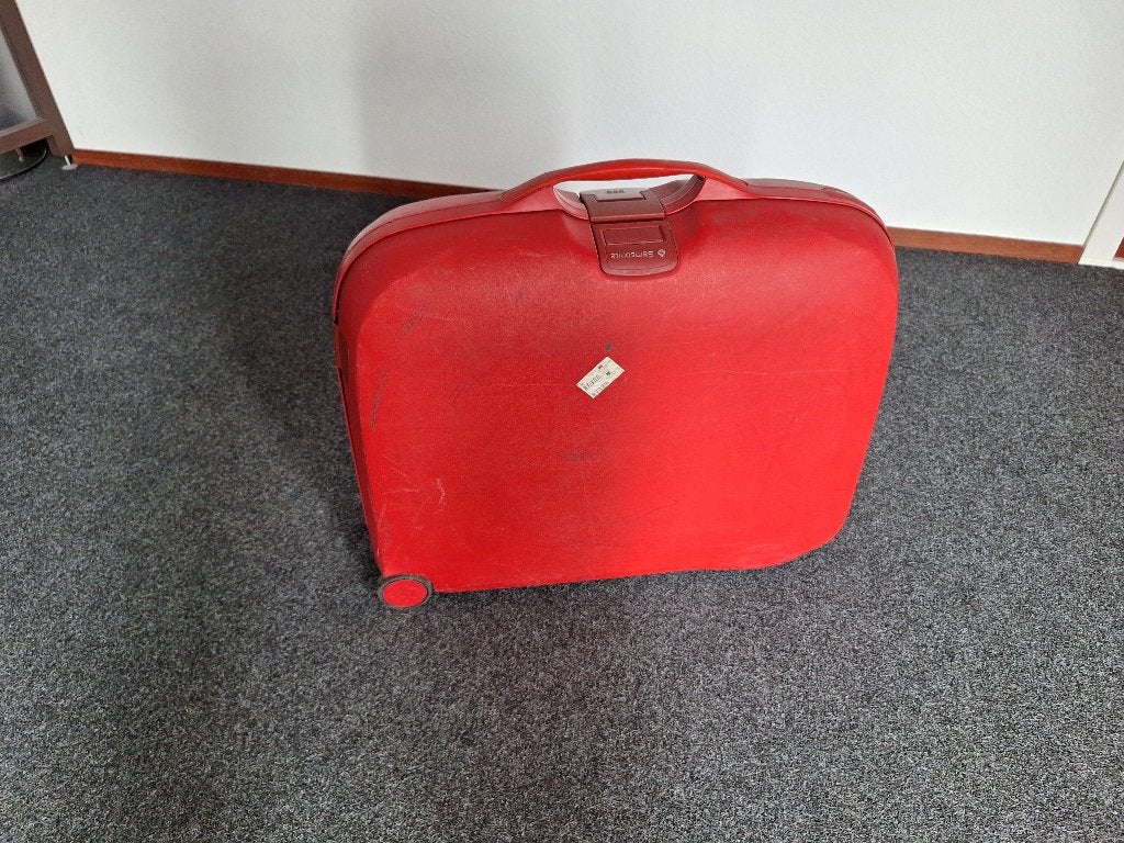 Rode Samsonite koffer, Gebruikt, Hard kunststof, 45 tot 55 cm, Slot