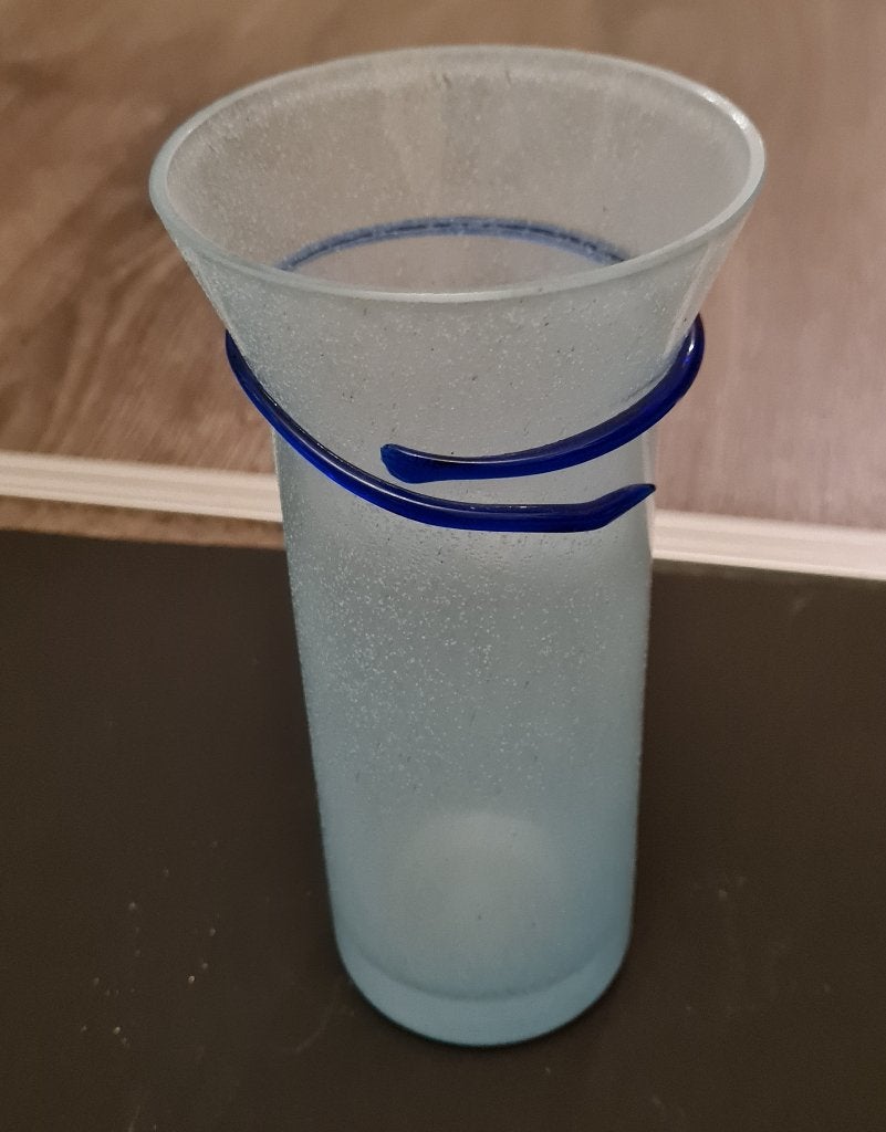 Aparte Lindshammar Sweden vaas - frosted glass, Huis en Inrichting, Ophalen of Verzenden, Zo goed als nieuw, Overige kleuren, Glas