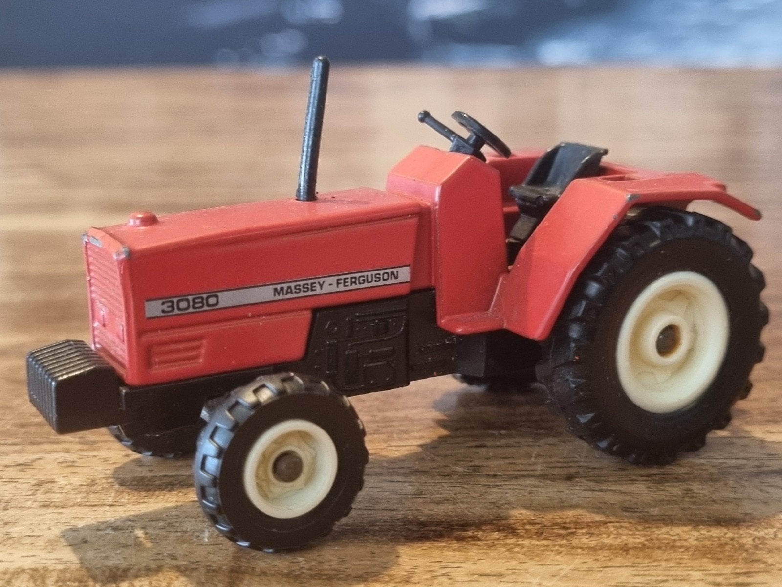 Siku Massey Ferguson 3080 Tractor - Made in Germany, Ophalen of Verzenden