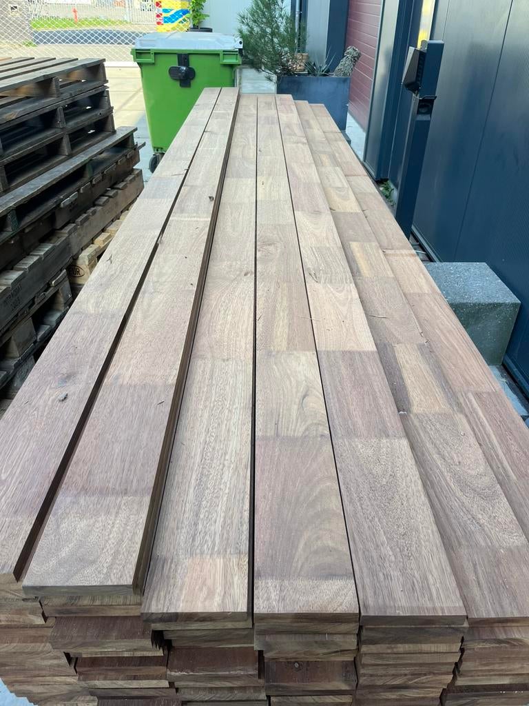Gevingerlaste vlonderplanken 25x145 4,8m lengte, Planken, Nieuw, Ophalen of Verzenden, Hardhout
