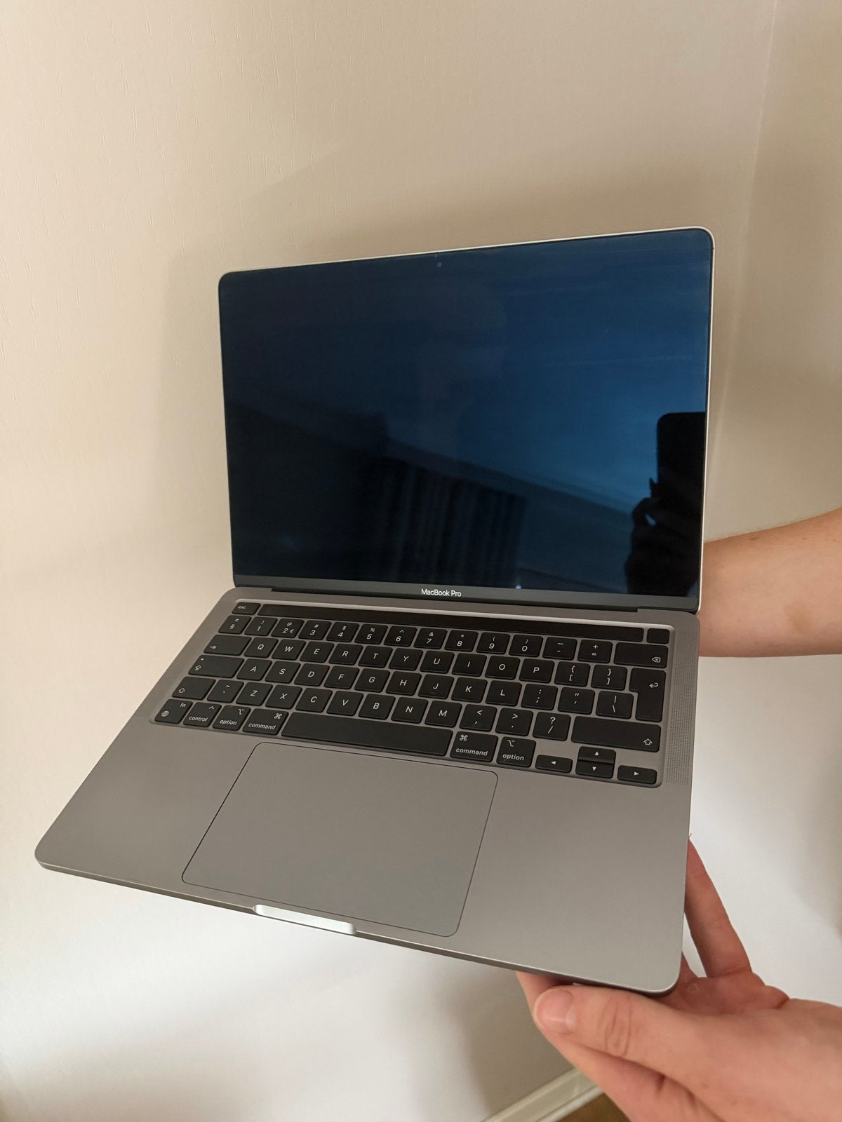 MacBook Pro 13 inch (2020, M1, 256GB) - Scherm defect, MacBook Pro, 256 GB, 13 inch, Ophalen of Verzenden