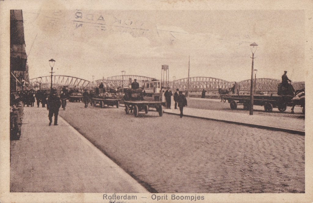 rotterdam oprit boompjes  veel volk, Ophalen of Verzenden, Voor 1920, Noord-Brabant