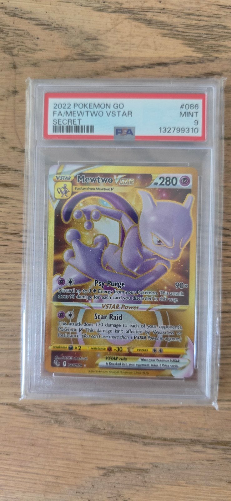 Mewtwo VSTAR PSA 9 MINT - Pokémon GO - Slab, Ophalen of Verzenden, Zo goed als nieuw, Losse kaart, Foil