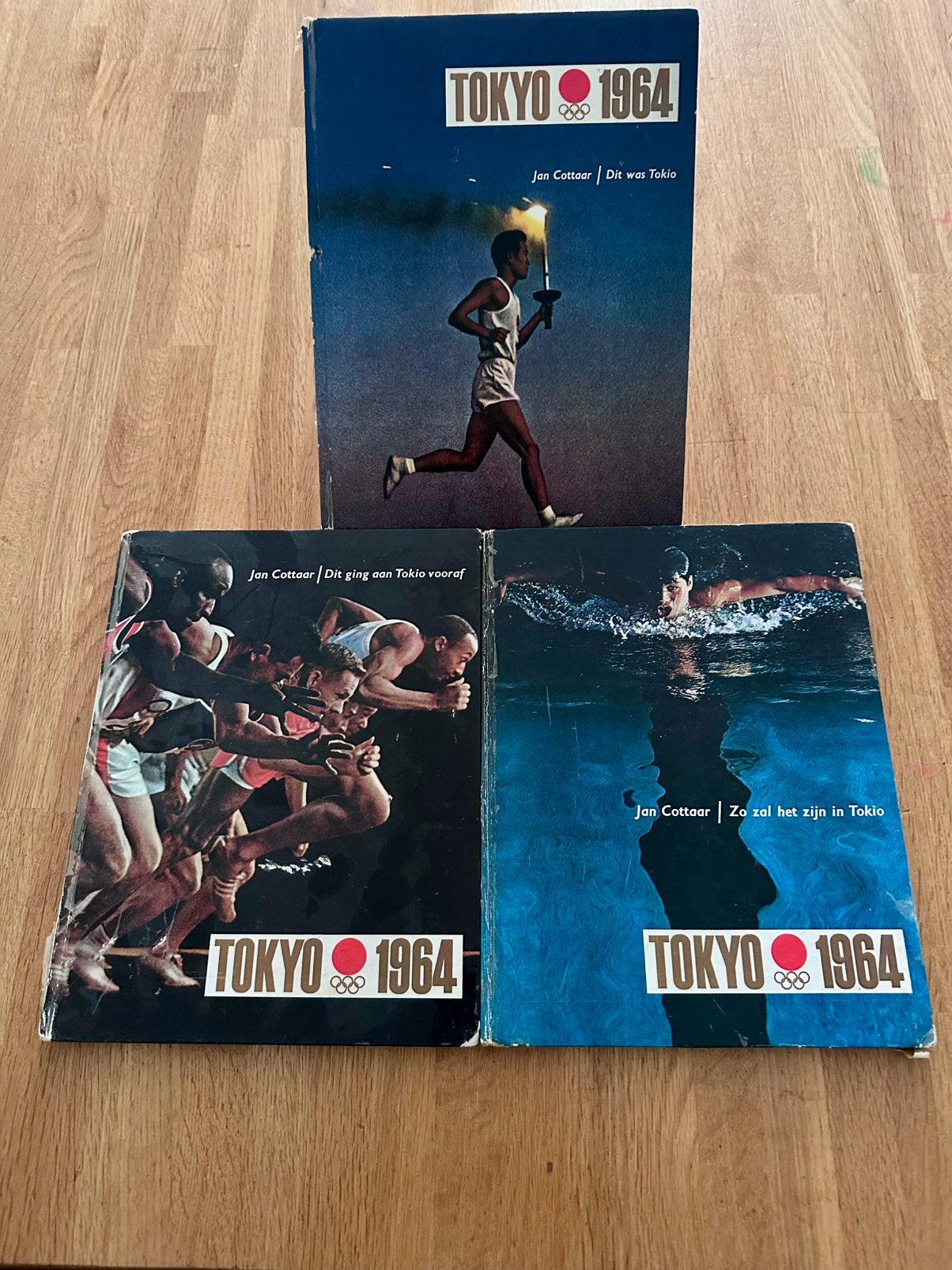 Mooie verzameling sportjaarboeken &Olympische Spelen boeken, Ophalen of Verzenden, Gelezen, Overige sporten